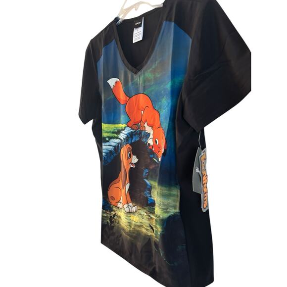 Fox And Hound Cherokee Scrubs Tooniforms Disney V Neck Top TF637 Size Small - Picture 2 of 5